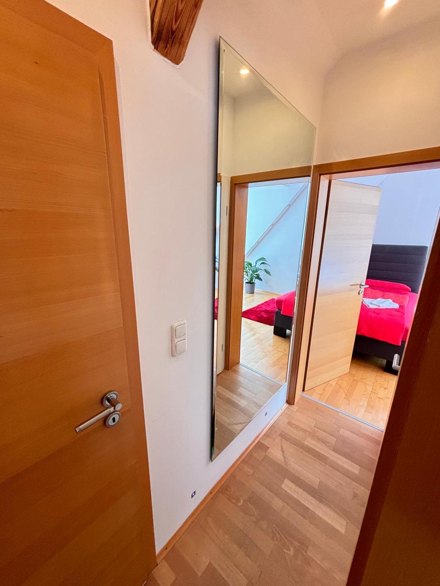 Messe, Uniklinikum, Grugapark - Charmante Wohnung Mit Dachterrasse In Guter Lage Essen Esterno foto